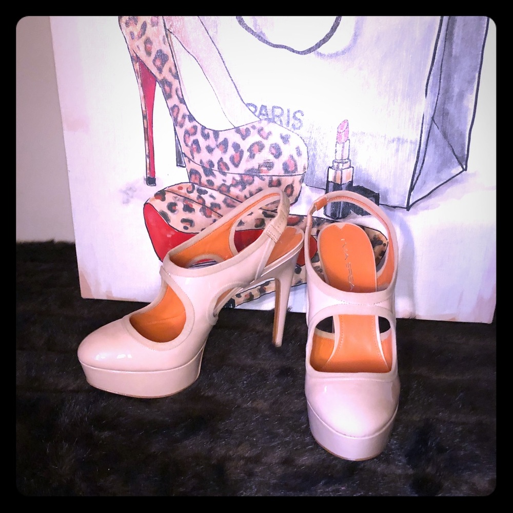 VIS SPIGA “DEANNE” PATENT LEATHER STILETTO PUMPS